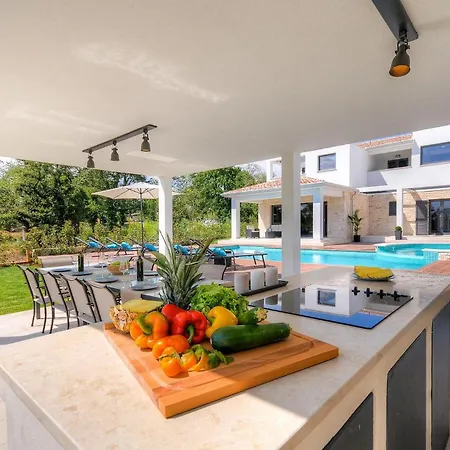 Holiday home Onyx Porec