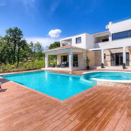 Ferienhaus Onyx Poreč